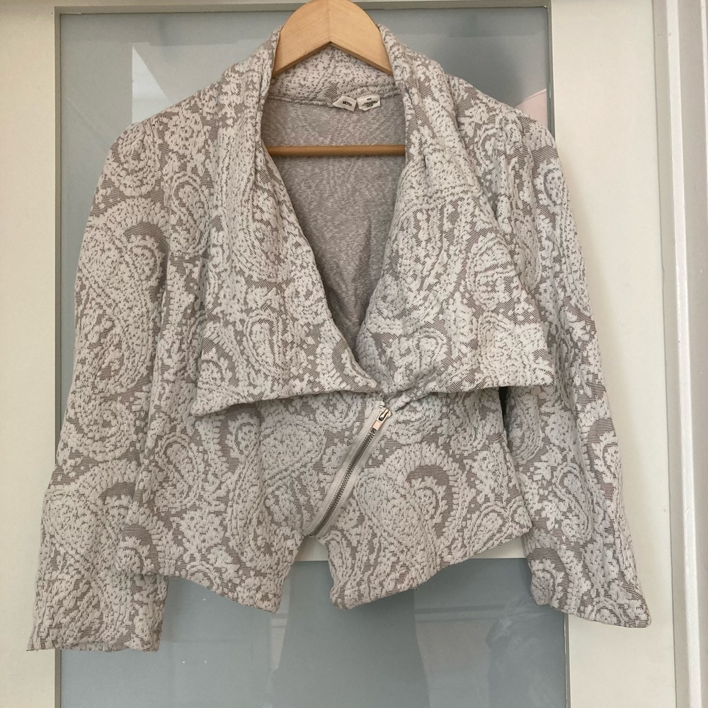 Moth Cream and Gray Paisley Blazer